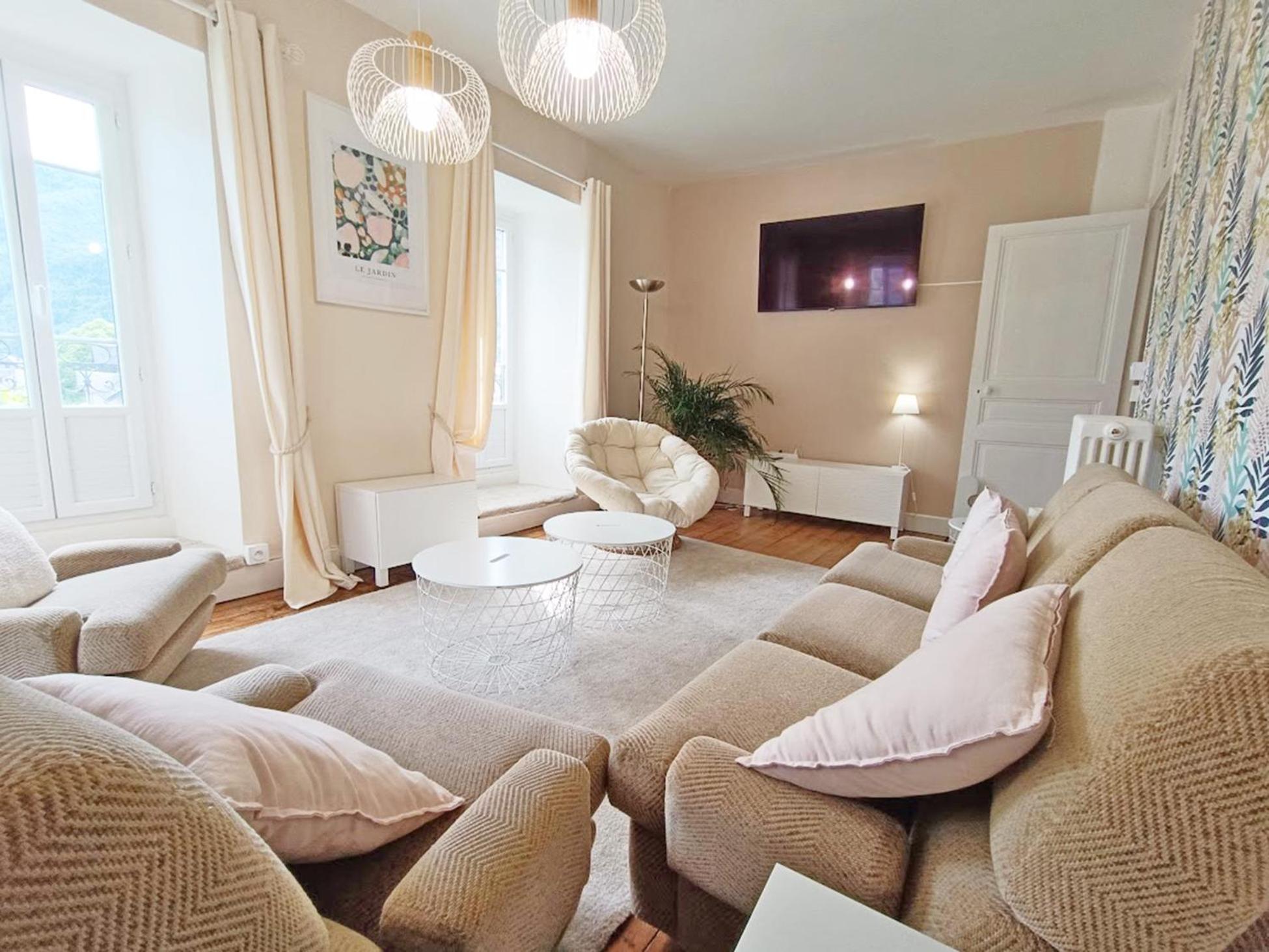 Апартаменты Le Telecab', T5, Wifi, Cave, Ascenseur, 8 Personnes Bagneres-de-Luchon Экстерьер фото